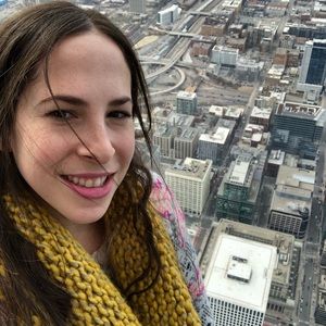 Meet your Posher, Ana